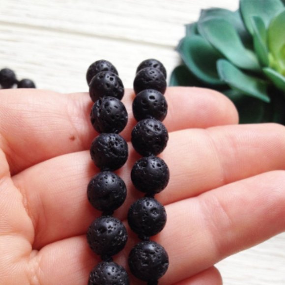 Black Lava Mala Beads Necklace 8mm with Copper Arrowhead Pendant (Brand new) - Picture 4 of 4